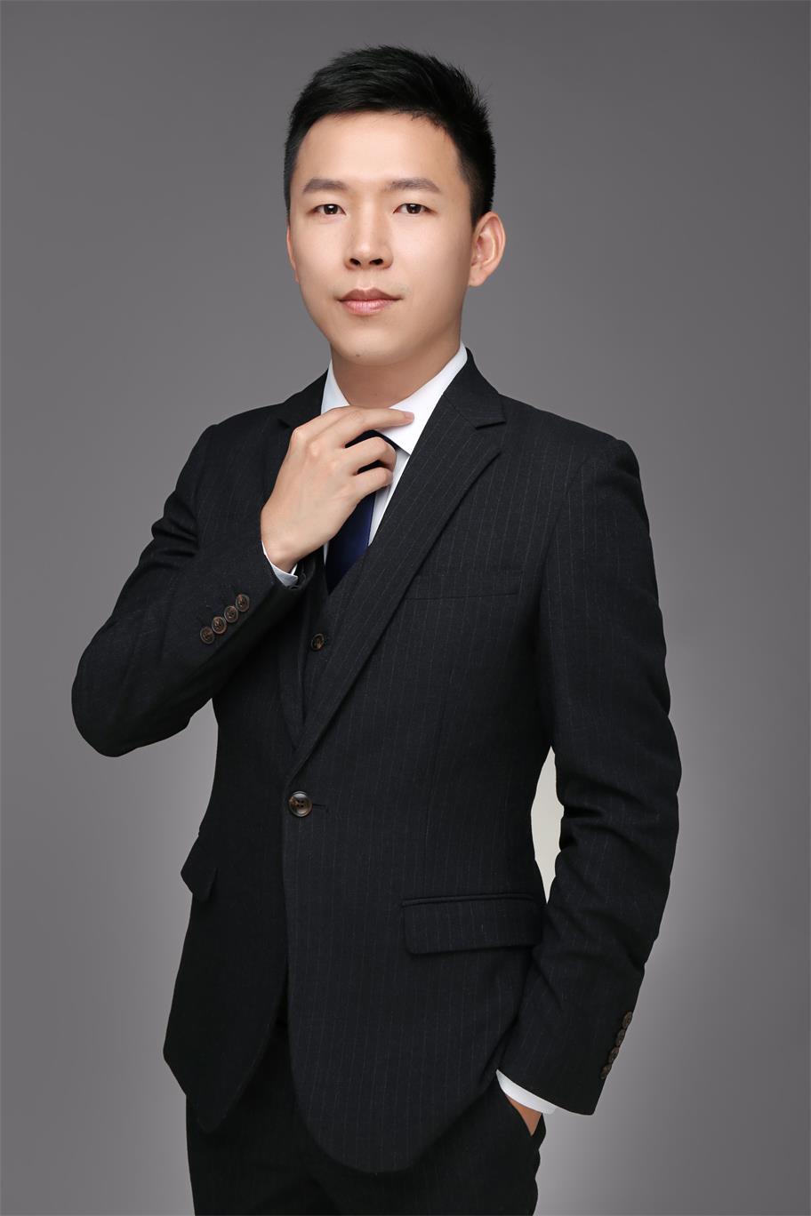 杨小琦 创意策略总监
